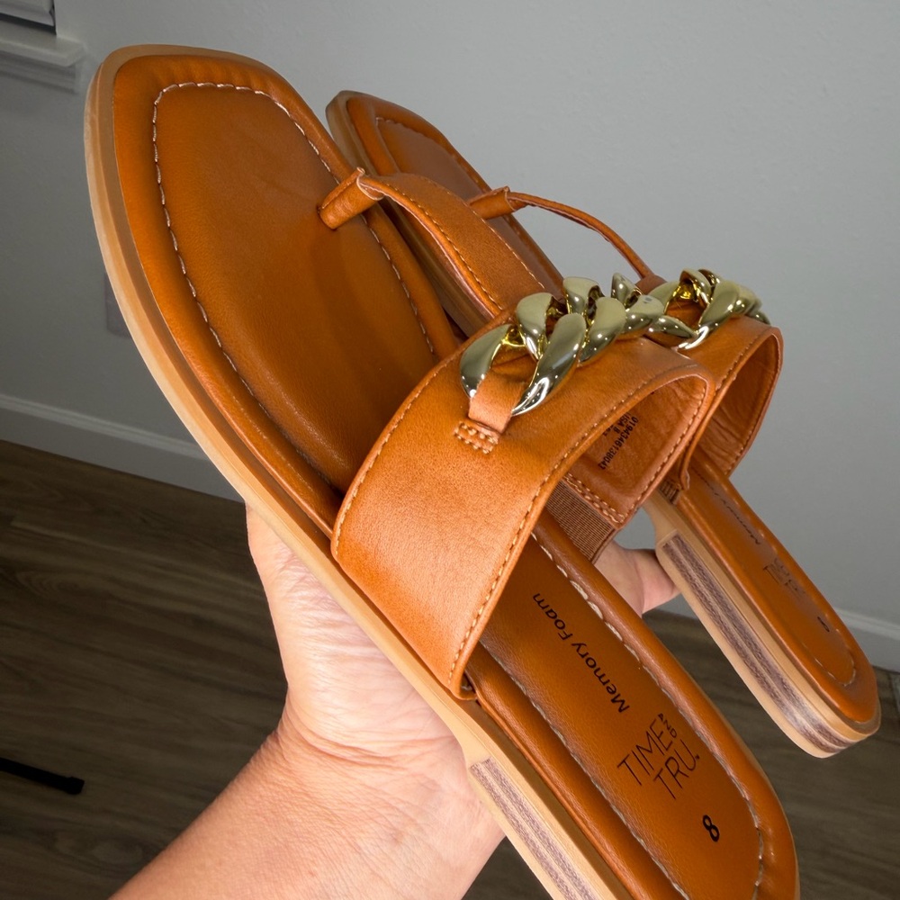Time and Tru Brown Chain Sandals - Picture 5 of 10